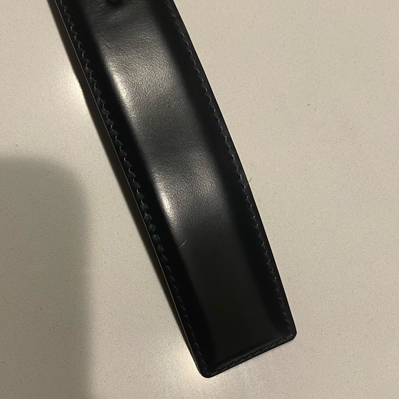 Dior men’s slim leather belt. Length 44 .Great to own ideal for as a gift option - Picture 10 of 10